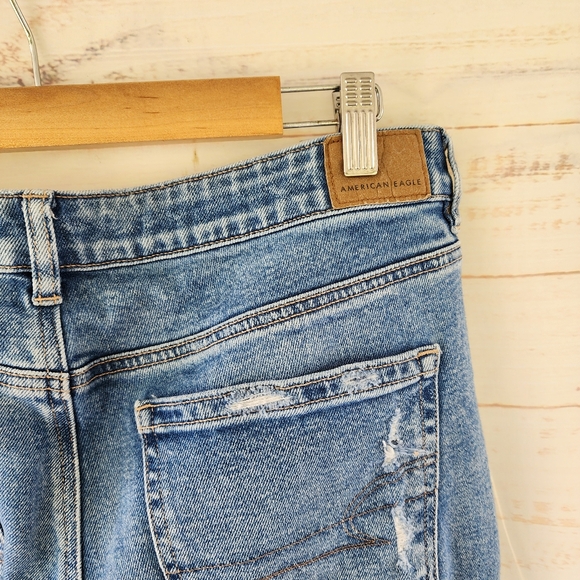 American Eagle Mom Straight Jeans Size 14 - Picture 6 of 12
